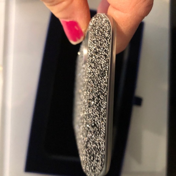 Swarovski Glam Rock IPhone X case - Picture 5 of 9